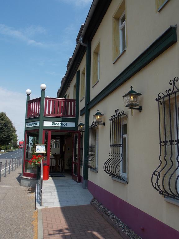 Gasthof Und Landhotel Zur Ausspanne Klipphausen المظهر الخارجي الصورة