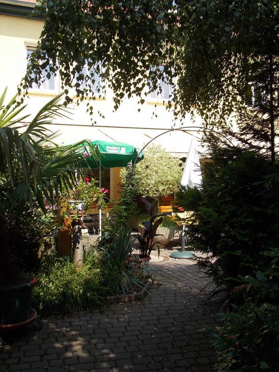 Gasthof Und Landhotel Zur Ausspanne Klipphausen المظهر الخارجي الصورة