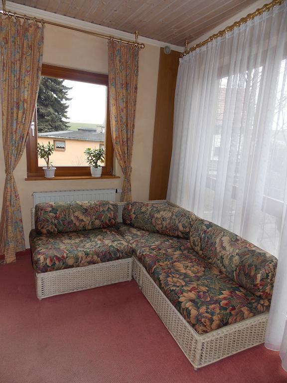 Gasthof Und Landhotel Zur Ausspanne Klipphausen المظهر الخارجي الصورة